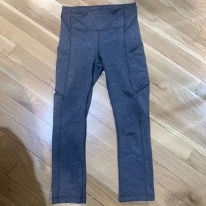 Lululemon leggings size 2 with pockets